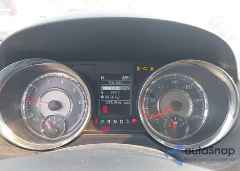 2012 Chrysler Town & Country Touring из США, поврежденный, VIN 2C4RC1BGXCR327756